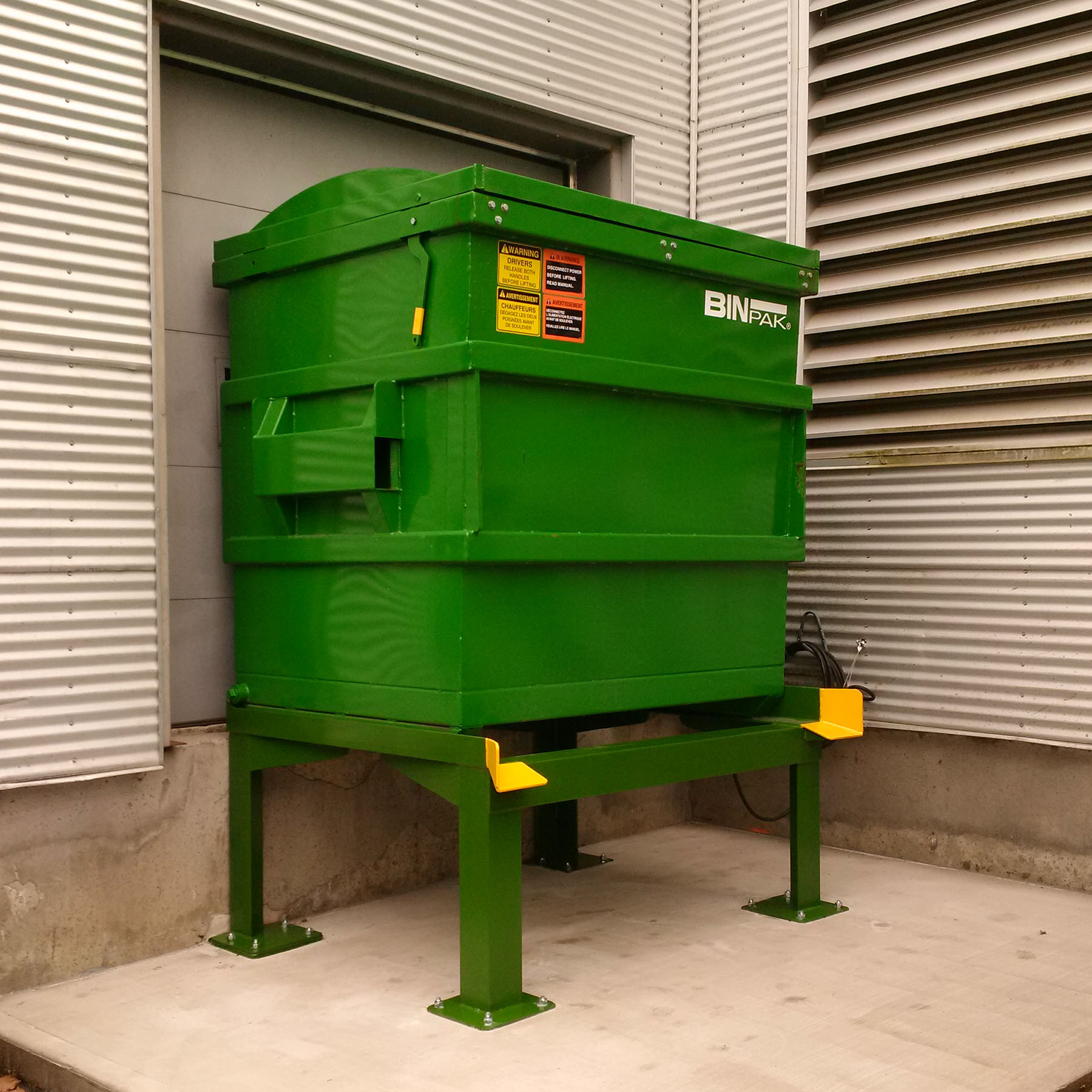 stand-install-bin-259-museum-of-nature-111417-1